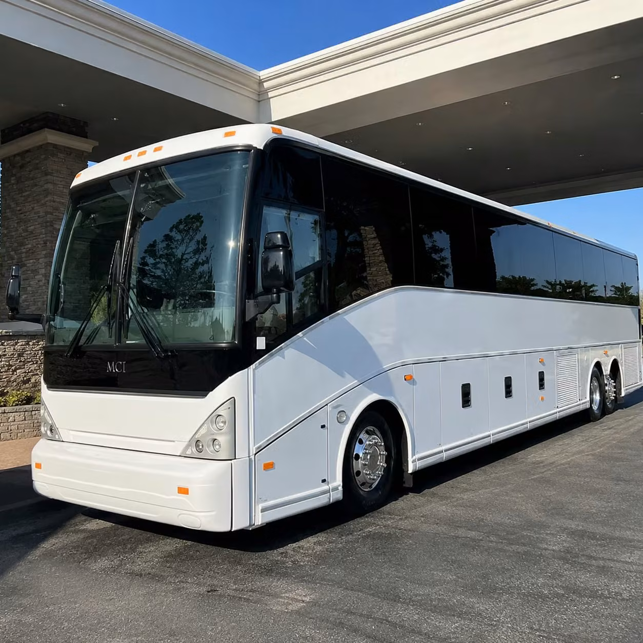 bus rentals for nashua proms homecomings